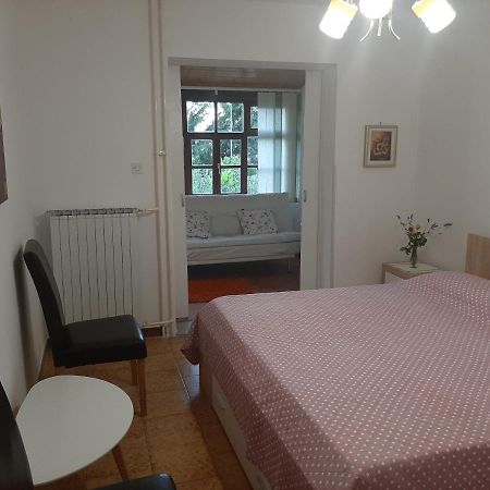 Clara 2 Apartment โปเรช ภายนอก รูปภาพ