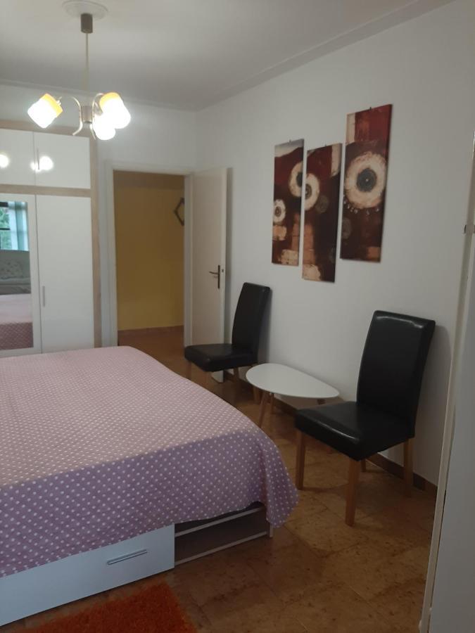 Clara 2 Apartment โปเรช ภายนอก รูปภาพ