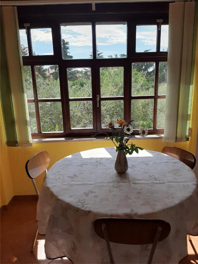 Clara 2 Apartment โปเรช ภายนอก รูปภาพ